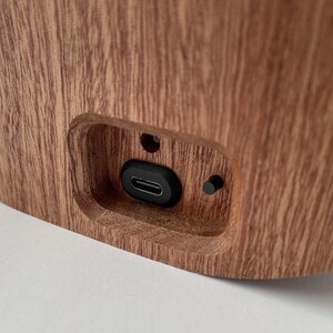 WiFi Connected Analog Tide Clock: Handcrafted, Hardwood, Accurate Tides for your local beach Bild 6