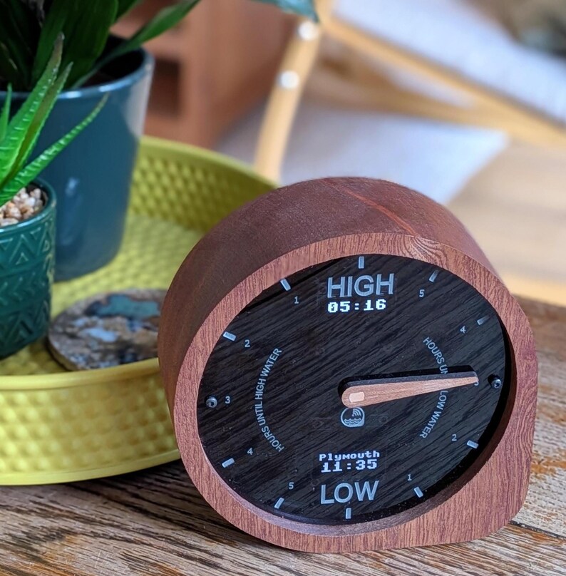 WiFi Connected Analog Tide Clock: Handcrafted, Hardwood, Accurate Tides for your local beach Bild 8