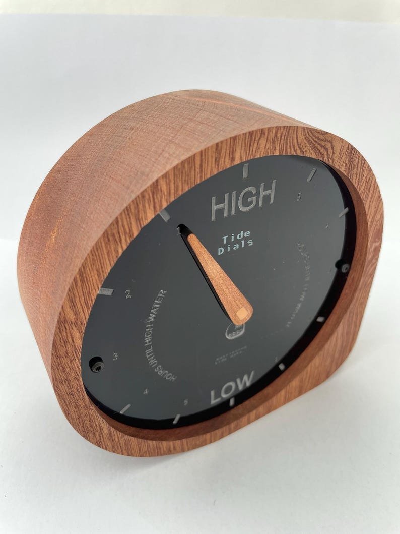 WiFi Connected Analog Tide Clock: Handcrafted, Hardwood, Accurate Tides for your local beach Bild 7