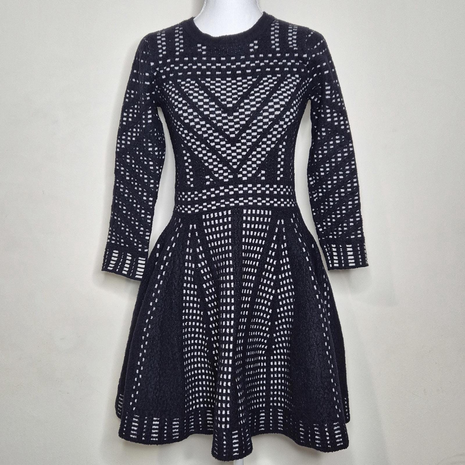 topshop black knit dress Vintage Geometric Fit Flare Size 8 Torin Sequin Fur Dress