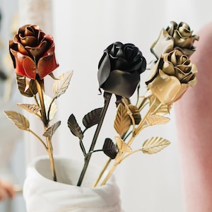 Handmade iron rose, metal flower stems, forever rose, 6th anniversary gift, metal decor, rose sculpture, grandma gift, eternity rose