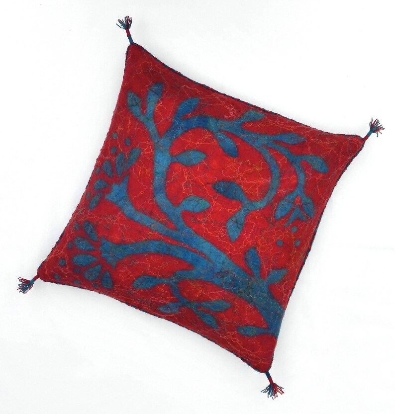 Felted Cushion Cover, Red and Blue With Flower, 50 X 50 Cm 19,68 X 19