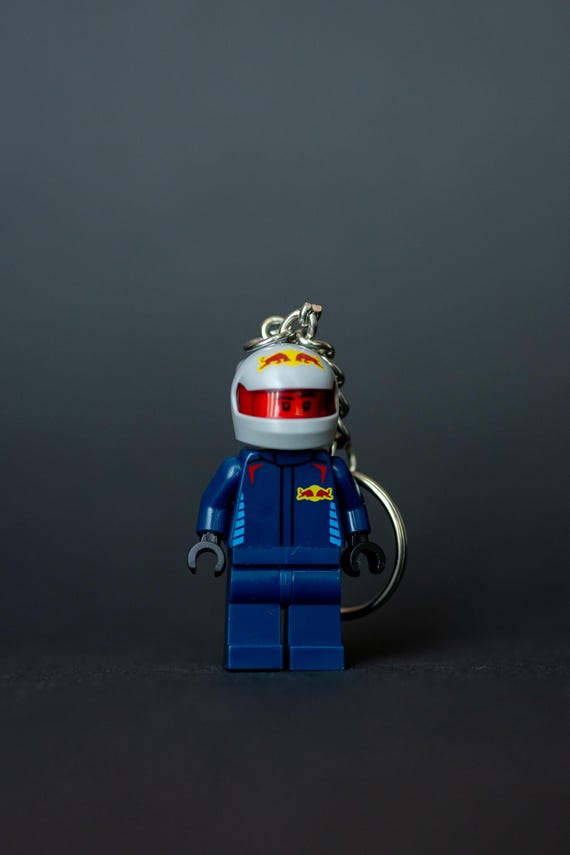 陶器製のF1ドライバーの人形 Handmade F1 Driver Keychain With Original LEGO® Bricks Leclerc