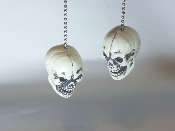 Skull Ceiling Fan Pull Chain Goth Decor Halloween Decoration Creepy Decor Macabre Gift Horror Decor Unique Gift