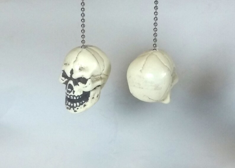 Skull Ceiling Fan Pull Chain Goth Decor Halloween Decoration Creepy Decor Macabre Gift Horror Decor Unique Gift