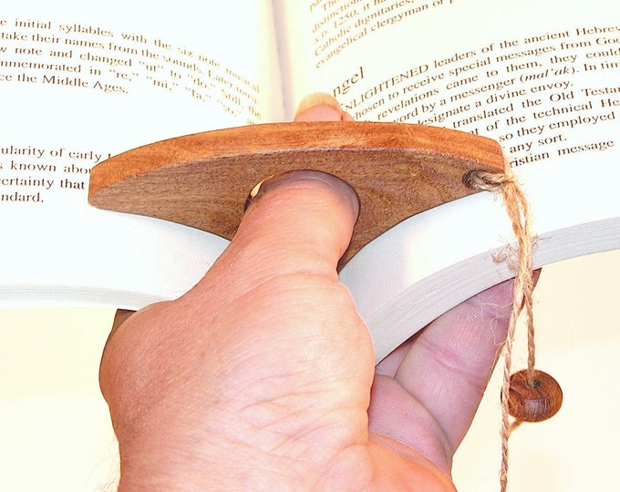 Thumb Ring Book Holder Bookmark - Perfect Gift for Readers, Teachers, Pastors, and Graduates