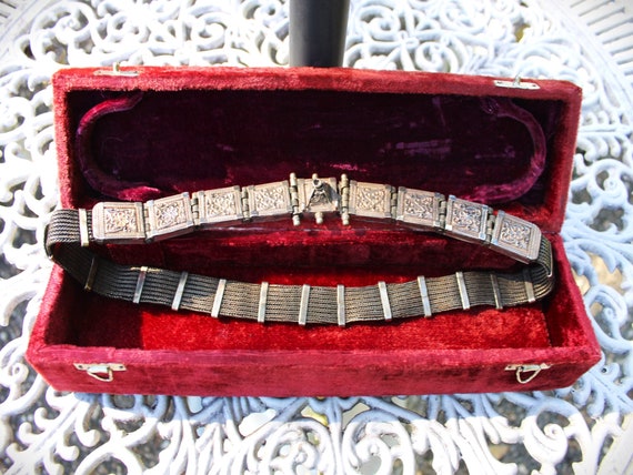 Rajasthan Silver Tone Wedding Belt 5 Wire Mesh Early 20th C Rare Find Vintage Silver Belt From Rajasthan With Velvet Box-28 main image 3