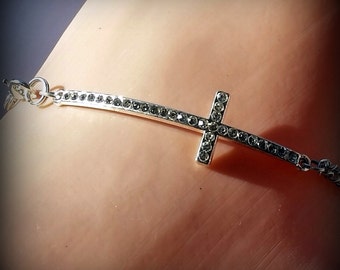 Pulseira ou tornozeleira de cruz de cristal de prata