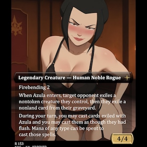 Puede incluir: Una carta de arte de fantasía con el personaje Azula, una Criatura Legendaria - Humano Noble Pícaro. La carta tiene un borde negro e incluye texto del juego. El personaje está representado con un atuendo negro y una pose sugerente. La fuerza y resistencia de la carta son 4/4.