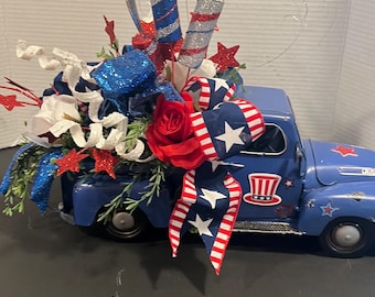 4th of July truck decor
