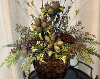 Tuscany style floral centerpiece, Home Decor, office decor