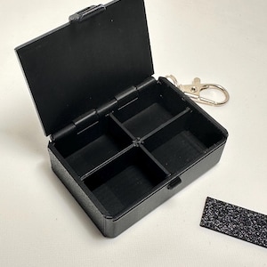 Keychain storage box with removable dividers