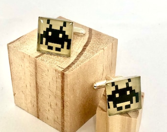 Space Invader Cufflinks, Invader cuflinks, Pacman Cufflinks, Pac Man Cufflinks, Silver Cufflinks, Retro Cufflinks, Computer Game Cufflinks