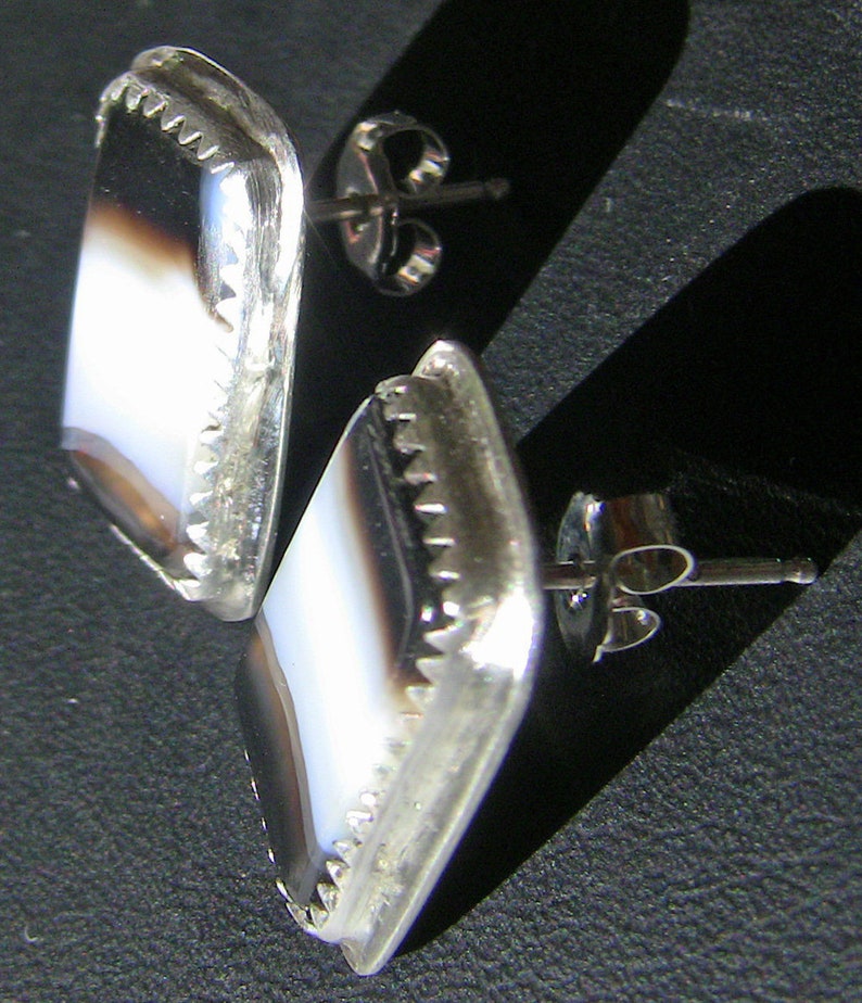 Black and White Sardonyx Agate Rectangular Posts