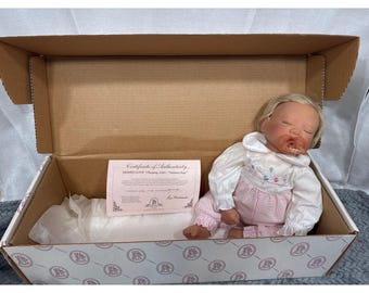 Lee Middleton Honey Love Sleeping Girl Summer Fun Vinyl Doll 1997 COA 1761/5000