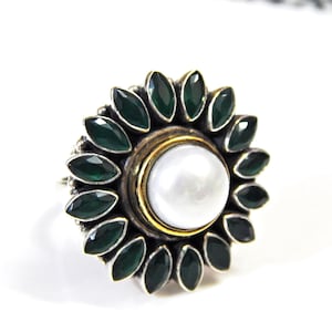 Natural Emerald & Freshwater Pearl ring 925 Sterling silver Emerald Ring Natural Green Emerald Gemstone Ring Handmade Ring Adjustable Ring,