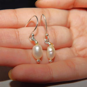 Freshwater pearl Beaded Earring 925 Sterling Silver Jewelry White Pearl Gemstone Earring Women Earring Gift For Her Handmade Earring
