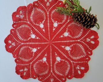 Red  Pineapple Sundae doily - 21 inches