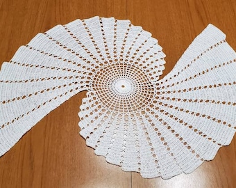 FRACTAL Doily - White 21.5 inch tip to tip