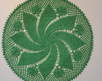 15.5 inch Shamrock   & pinwheel doily - Myrtle Green