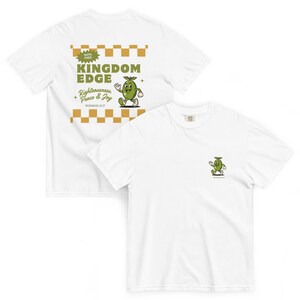 Olive Retro Mascot Christian Unisex Graphic T-shirt Romans Bible Verse Tee Vintage Faith Graphic Tee for Christian Gift Modern Streetwear