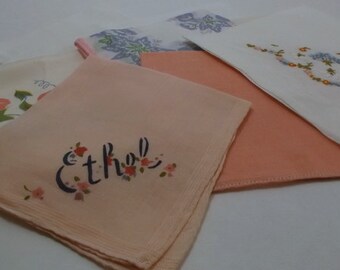 Vintage Ladies Handkerchiefs, Assorted Hankies in Shades of Pink, 9 Pieces