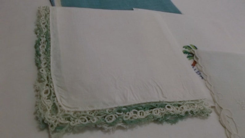 6 Pieces Assorted Hankies in Greens Vintage Ladies Handkerchiefs