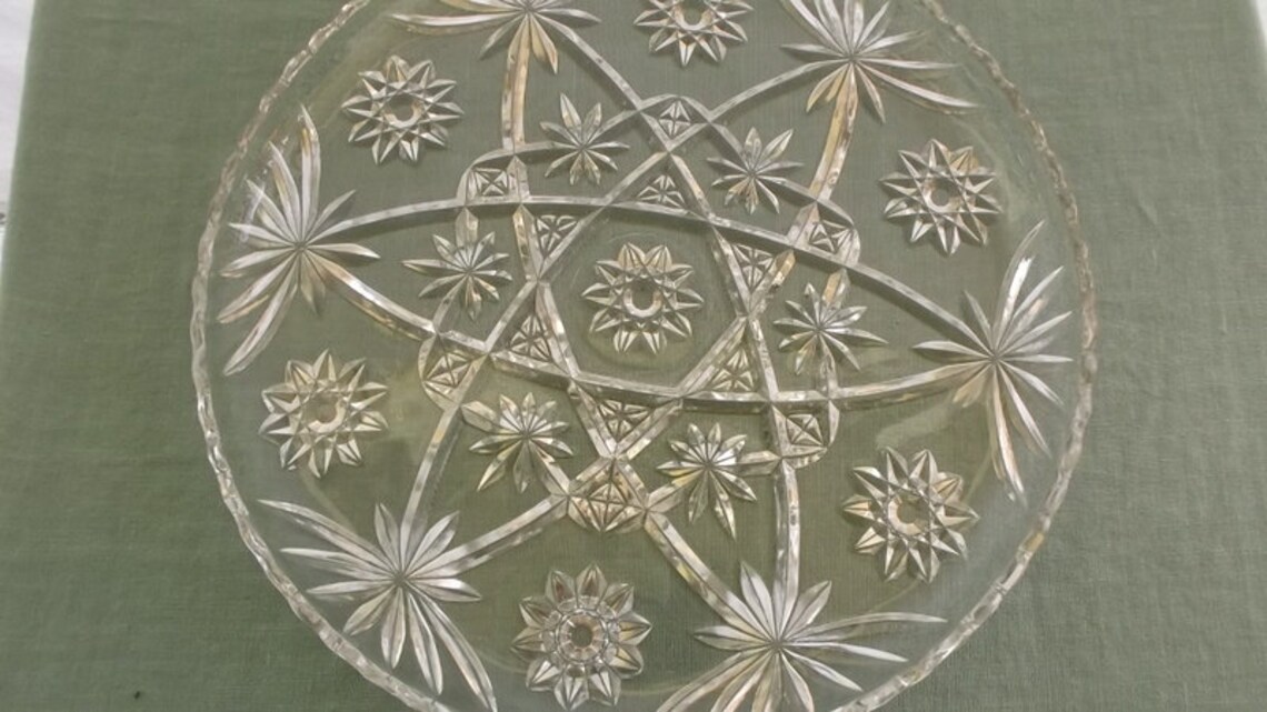 Vintage Pressed Glass Starburst Pattern Serving Plate Platter | Etsy