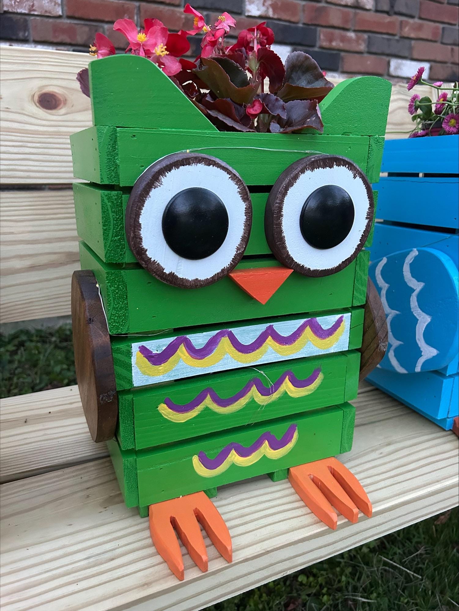 Baker Ross Kits De Macetas De Madera De Búho | 3 Macetas Para Decorar Sin Pegamento | Actividad Creativa Para Niños De 15,5x15x9,5 Cm
