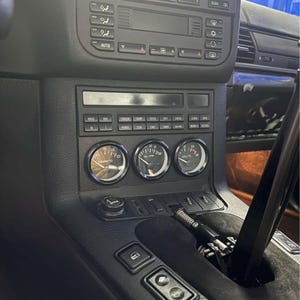 BMW E36 Gauge Pod