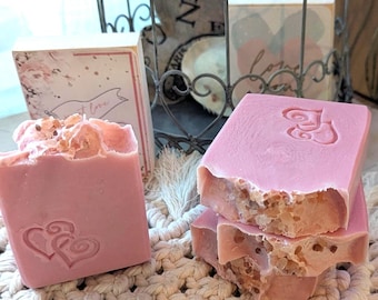 White Tea & Rose Himalayan Salt Soap | Vegan | Triple Butter Bar
