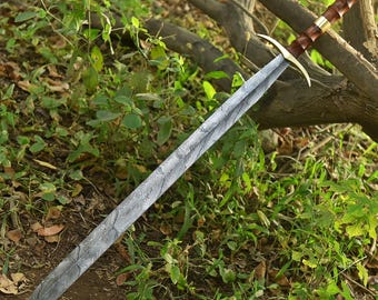 Espada de acero de Damasco hecha a mano con mango de madera de rosa y funda de cuero de 36.00''