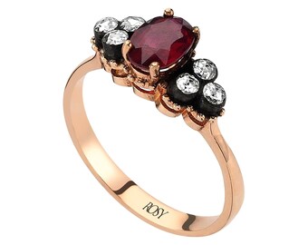 Oval rubin- och labgrown diamantring - 8K roséguld Vintage förlovningsring