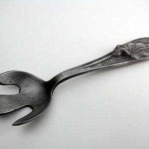 Art Deco Lilie Zinn Serviergabel