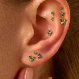 Ohrstecker-Set aus Sterlingsilber mit natürlichem Moosachat • Moosgarten-Kollektion • Ohrstecker mit flacher Rückseite für Knorpel- und Traguspiercings • Ohrstecker für Helix und Conch • Geschenk für Sie