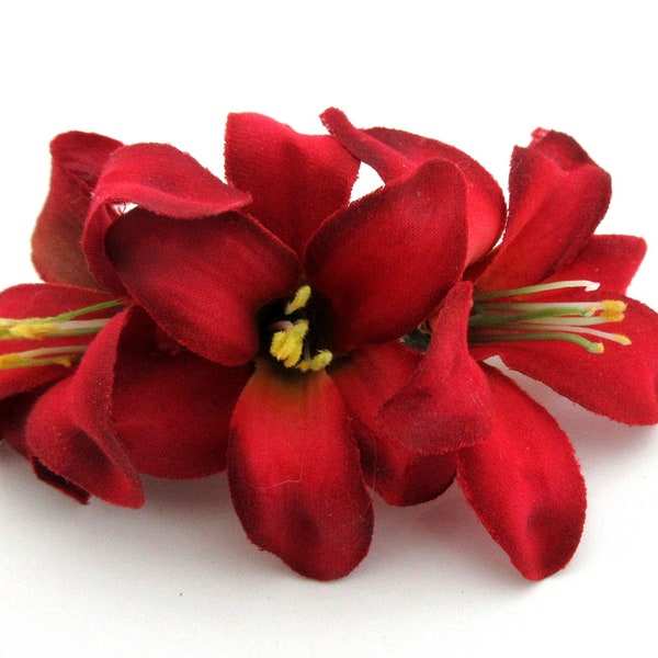 Petite Triple Red Lily Silk Flower Hair Clip