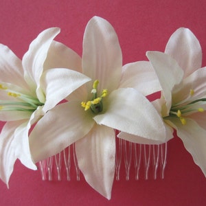 Triple Cream White Lily Silk Flower Hair Comb