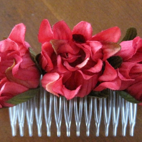 Triple Fuchsia Pink Dahlia Bud Poly Silk Flower Hair Comb