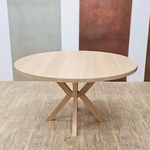 Round White Oak Dining Table, Round Bleached Oak Dining Table, Bleach Oak Round Modern Dining Table, Round Pedestal Dining Table