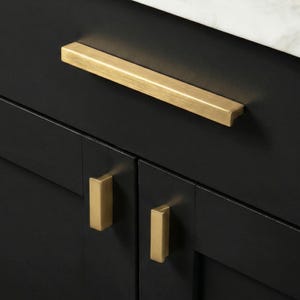 Gebürstete Messing Bar Schrankgriffe: Moderne Möbelbeschläge