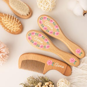 Personalized Wooden Baby Hairbrush Set, Keepsake for Girls, Custom New Baby Birthday Gift, Wooden Hair Brush and Comb for Newborn Gifts