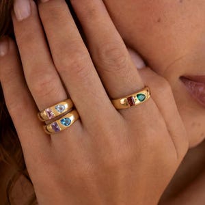Duo de bagues dôme avec pierres de naissance • Bague avec pierres précieuses Toi et Moi • Bague ouverte réglable • Cadeau personnalisé pour elle