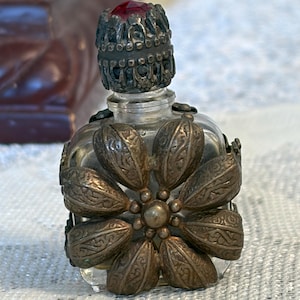 Vintage Mini Perfume Oil Bottle - Ruby Vanity Decor