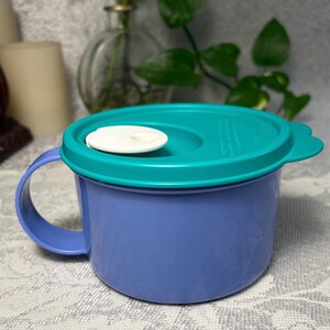 Vintage Tupperware Soup Mug and Lid -  Blue Retro Kitchen