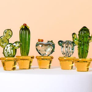 Handcrafted Glass Cactus – Artistic Succulent Sculpture, Mini Plant Ornament