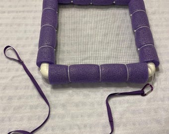 Tamiz flotante de dientes de tiburón y conchas marinas de 30 x 30 cm. ¡Cabe en la mayoría de los equipajes de mano! Los colores varían.