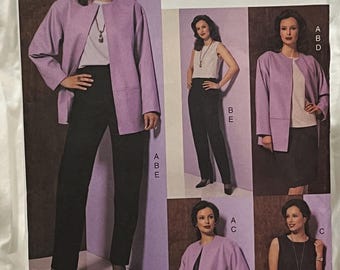 Vogue Sewing Pattern 7629 - 5 Easy Pieces - Sizes 8-10-12