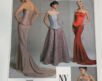 Vogue V2810 - Corset and Skirt - CUT - Sizes 6,8,10