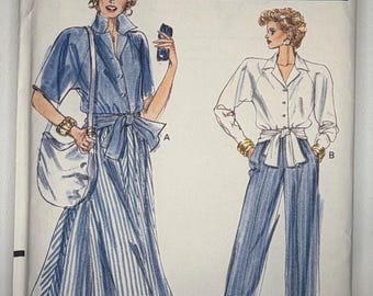 1980s Very Easy Vogue Sewing Pattern - 7453 - UNCUT - Size 8,10,12