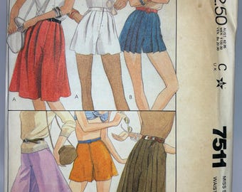 1980s Women's Culottes and Shorts - McCall's 7511  - UNCUT - Size 10